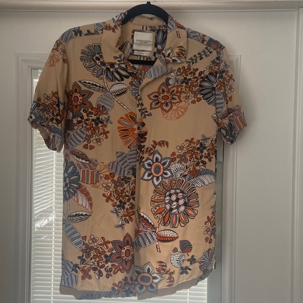 Size S denim and flower funky pattern shirt.